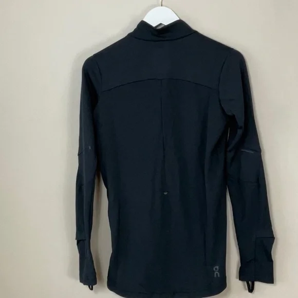 On Women's Climate Quarter-Zip Running Top black - Picture 4 of 7
